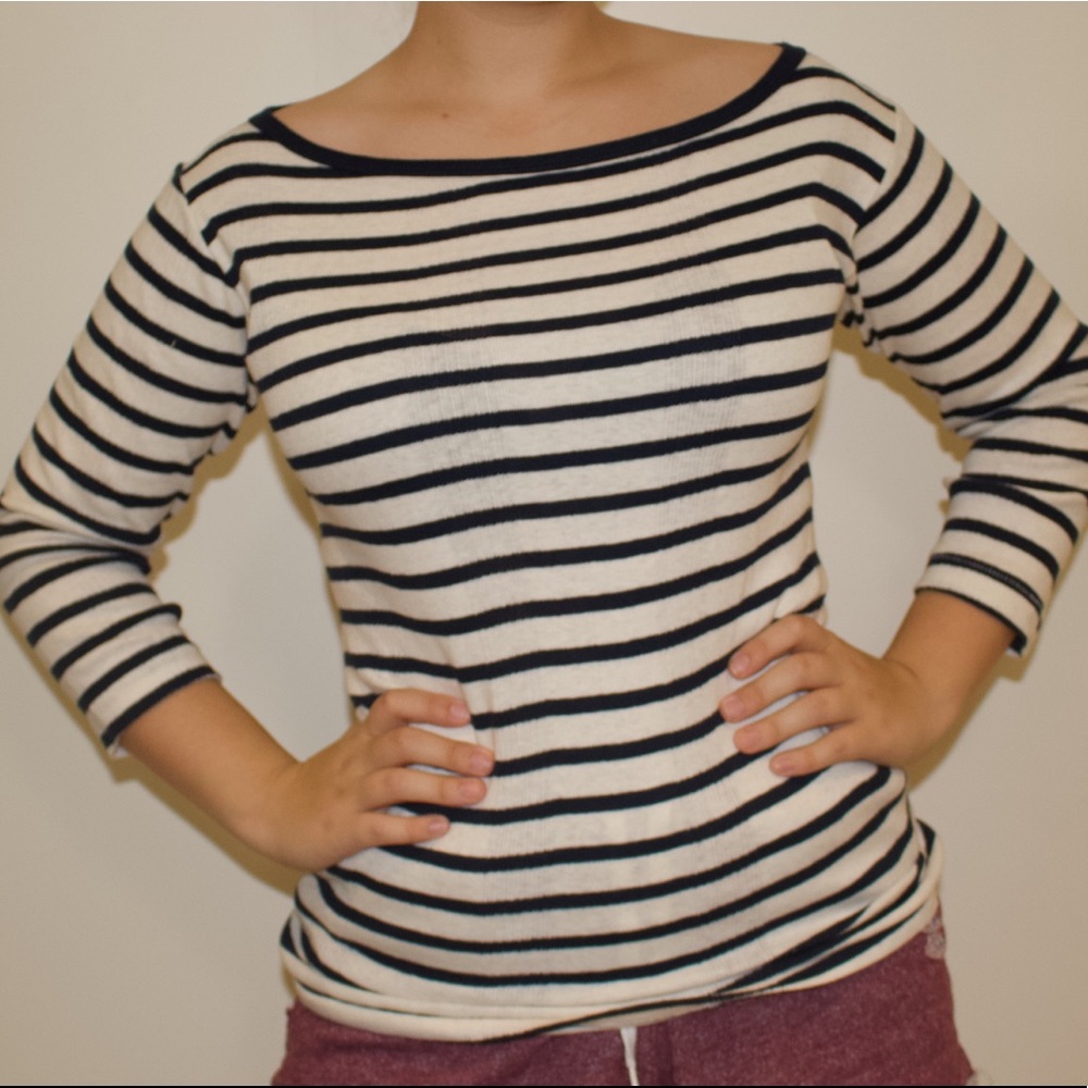 Scoop-Necked Stripped Form Fitting Sweater